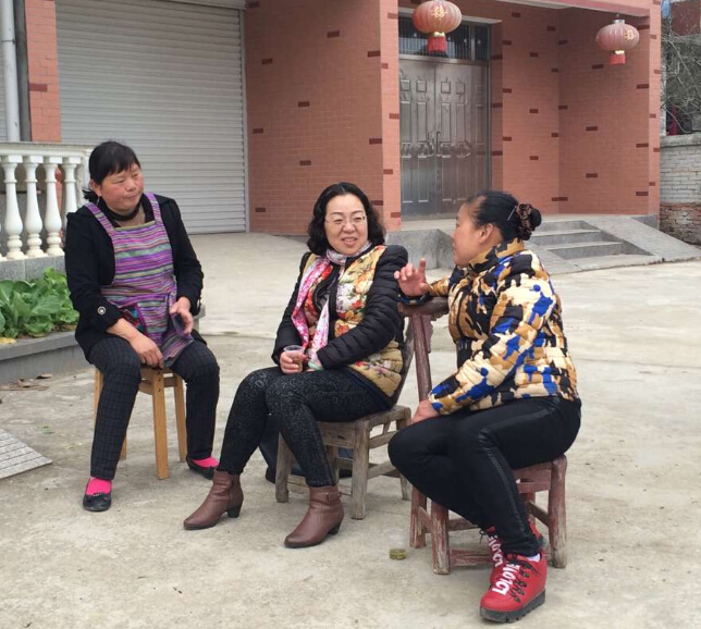 世界杯官网专家组一行赴乌云山村调研