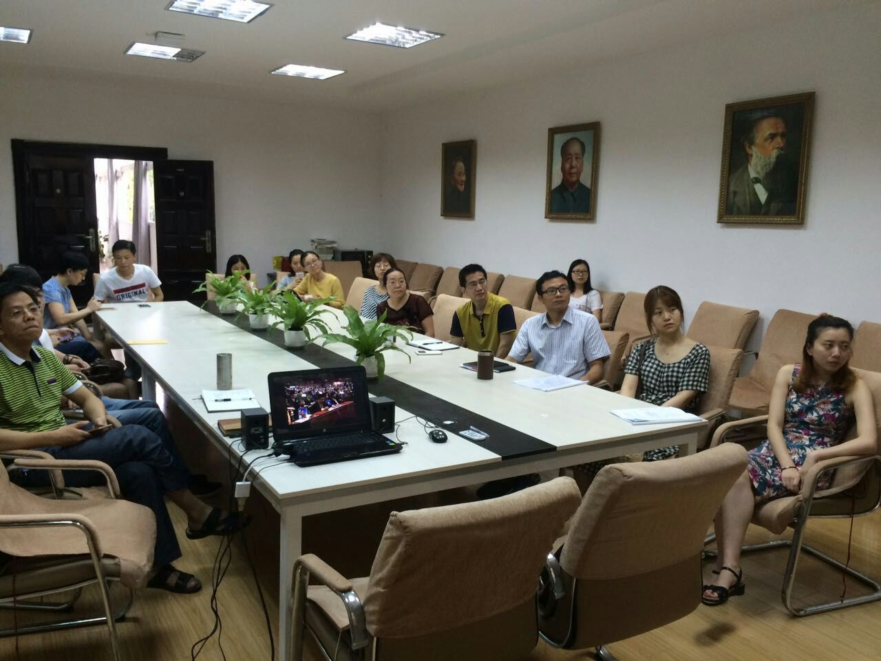 【两学一做】世界杯官网组织观看建党95周年庆祝大会