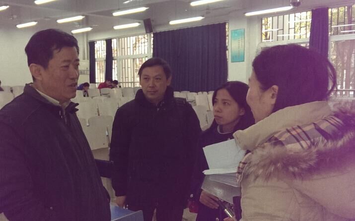 校党委书记郝翔同志听世界杯官网青年教师讲课并作交流