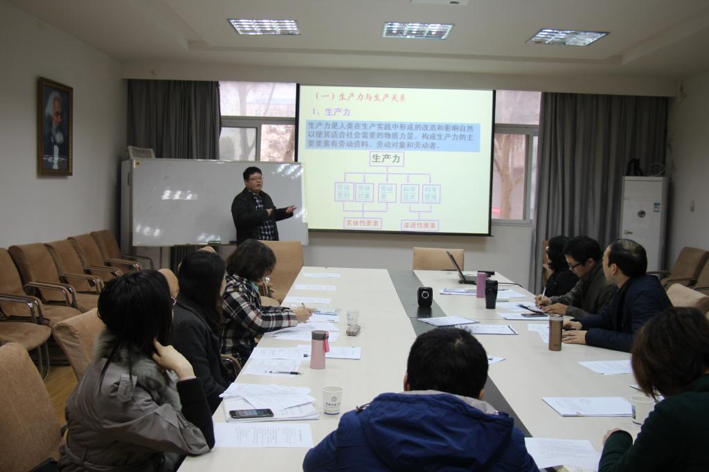 世界杯官网举行2017年选聘新教师面试考核会