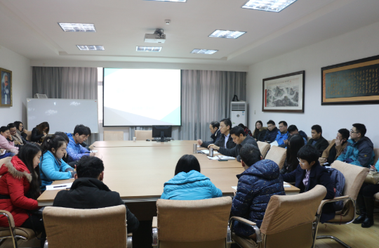 世界杯官网举办研究生学术科研交流会