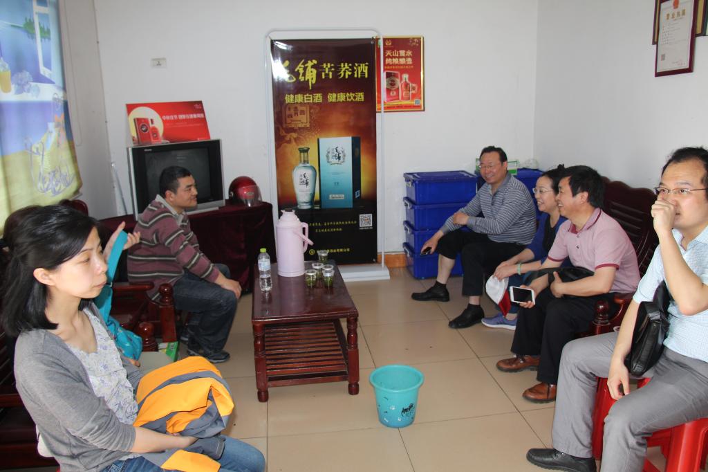 教师进农户，理论下基层——世界杯官网全体党员教师赴英山县乌云山村学习调研